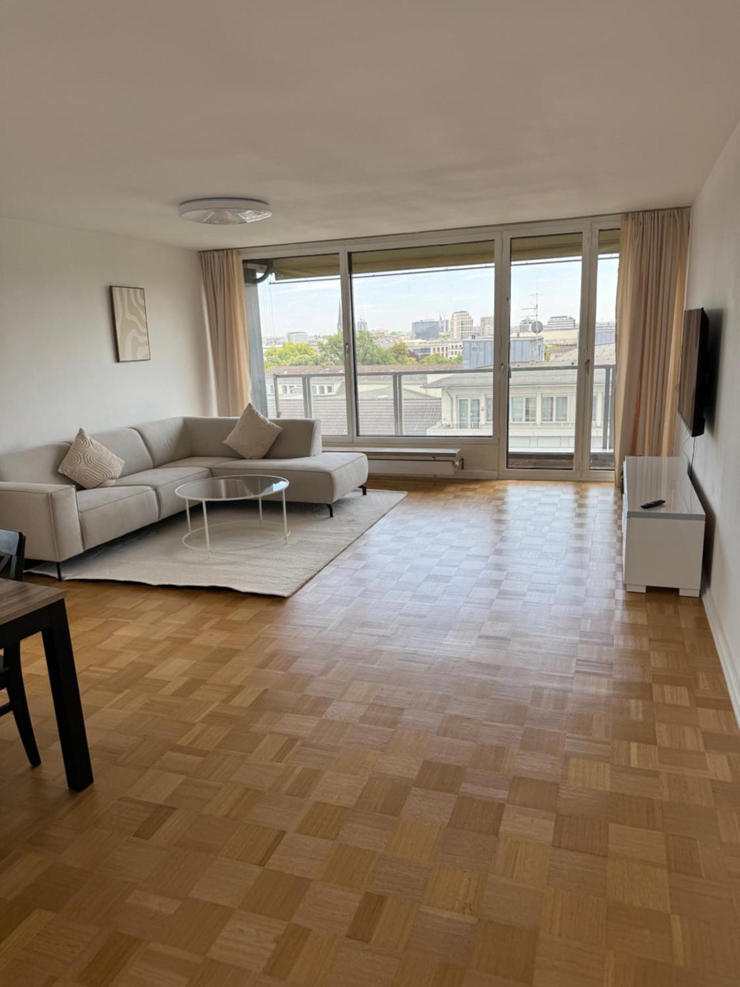 Kaiserloft Zentral Naehe Messe Düsseldorf